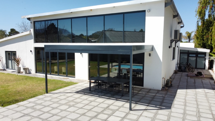 5 Bedroom Property for Sale in Riversdale Western Cape